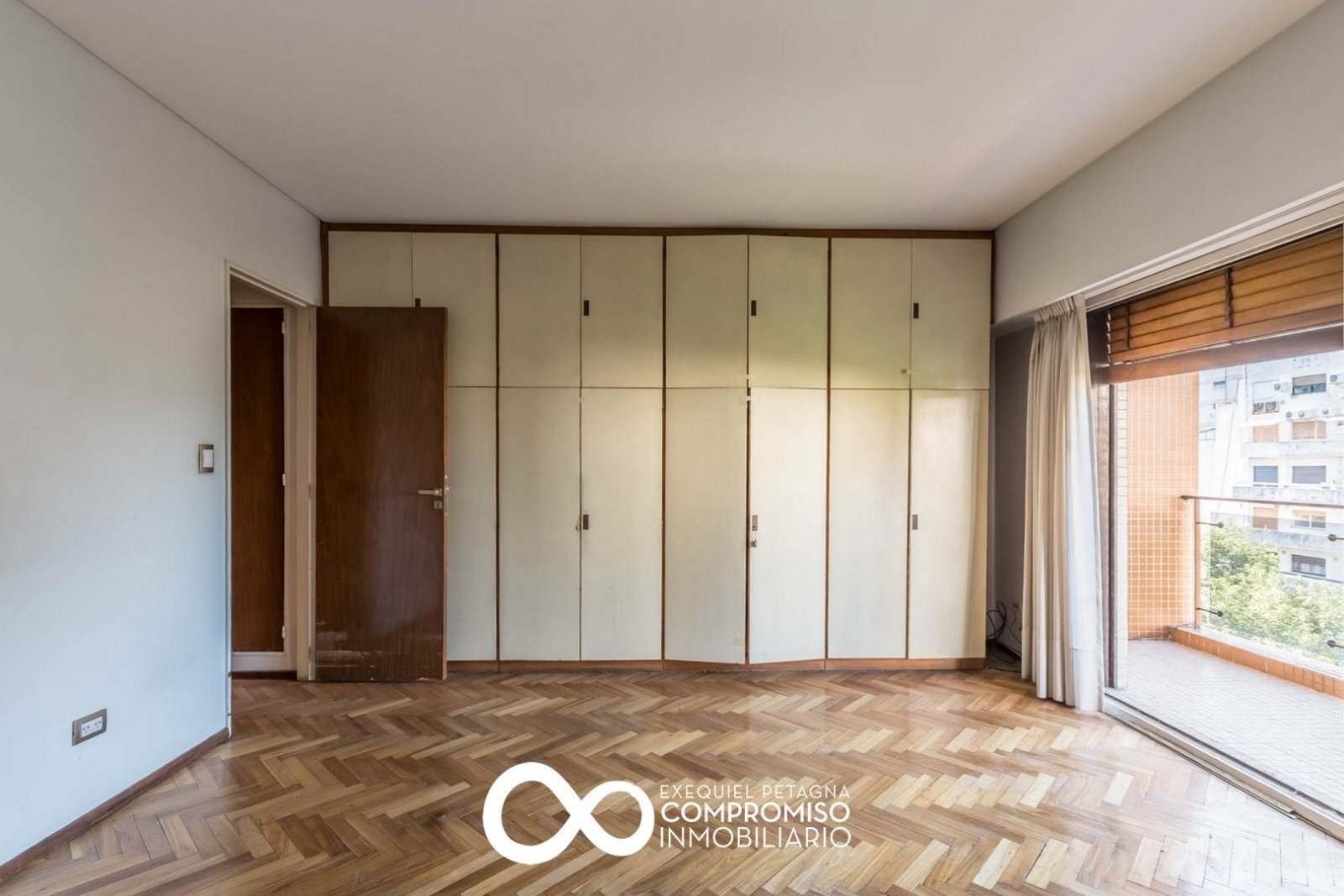 Venta. Apto Credito. Departamento 4 ambientes. Cochera. Baulera. Belgrano - 41