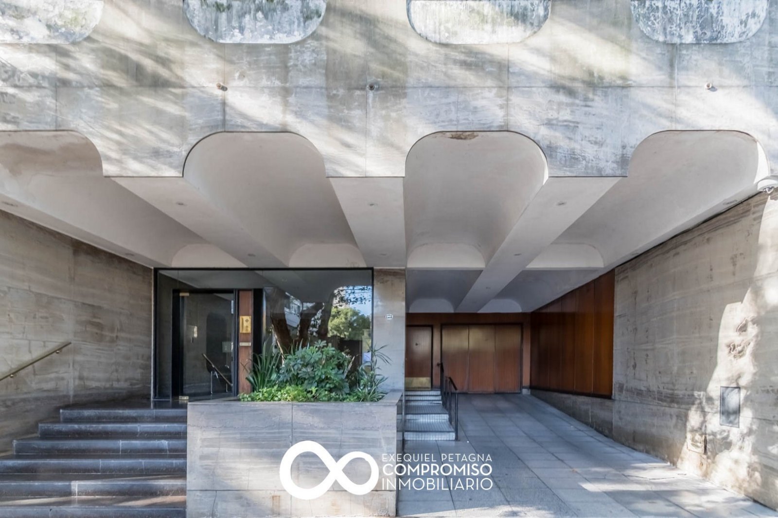 Venta. Apto Credito. Departamento 4 ambientes. Cochera. Baulera. Belgrano - 12
