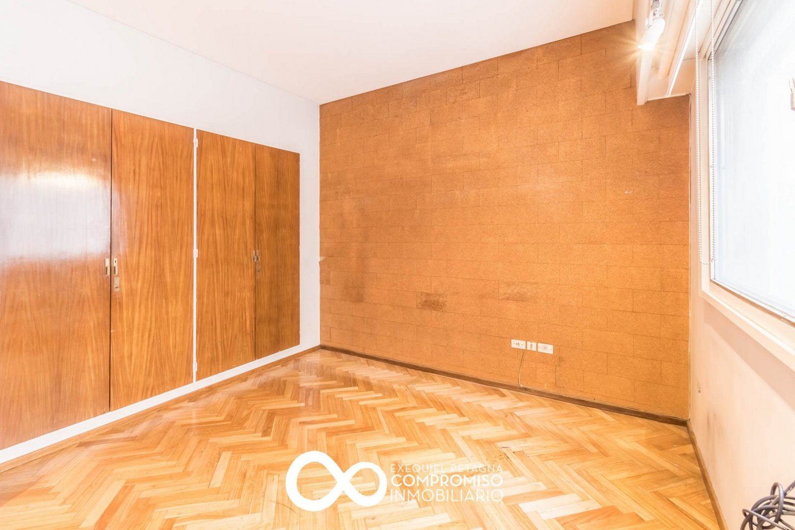 Venta. Apto Credito. Departamento 4 ambientes. Cochera. Baulera. Belgrano - 36