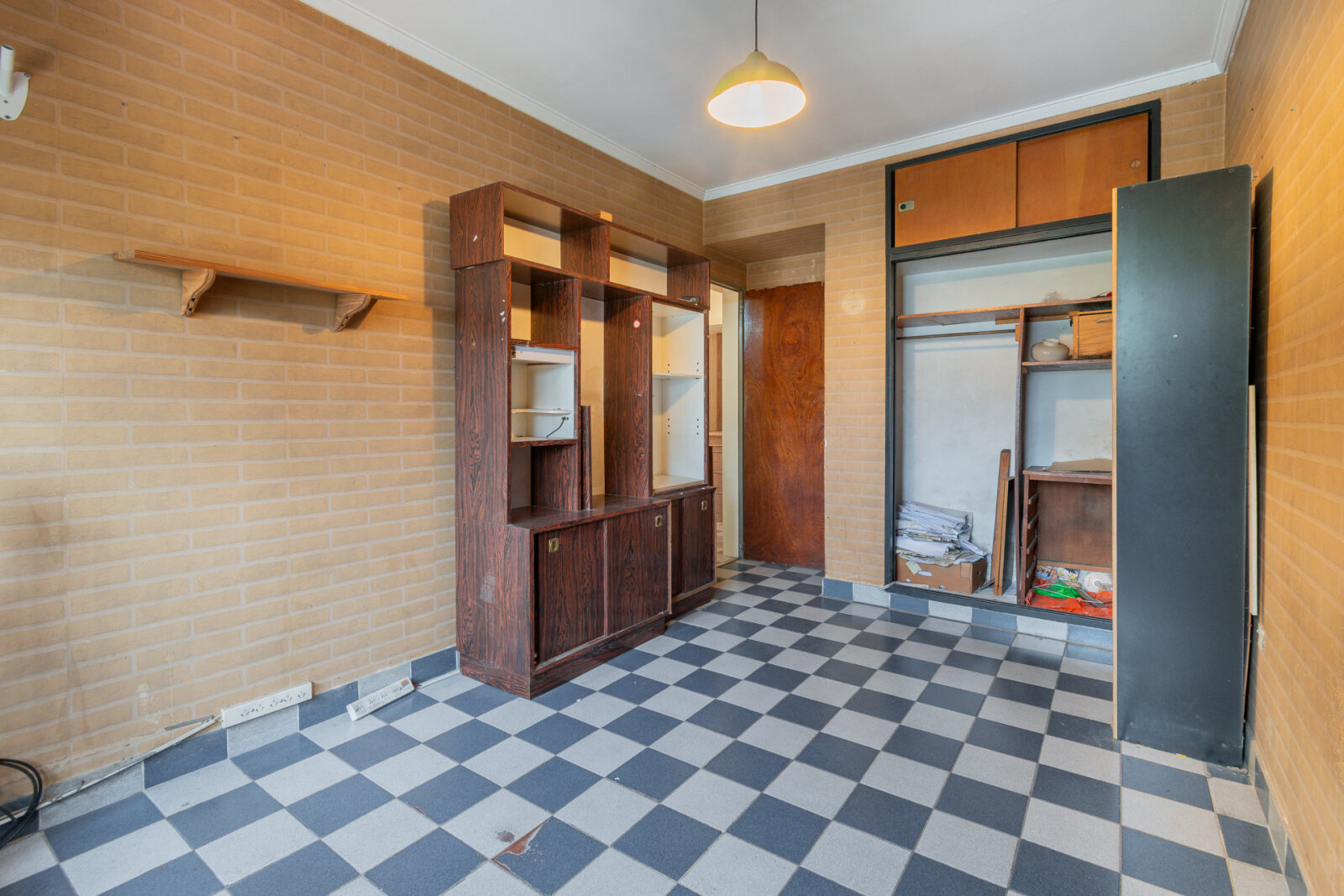 Casa de 5 ambientes con cochera y jardin apta crédito - 20