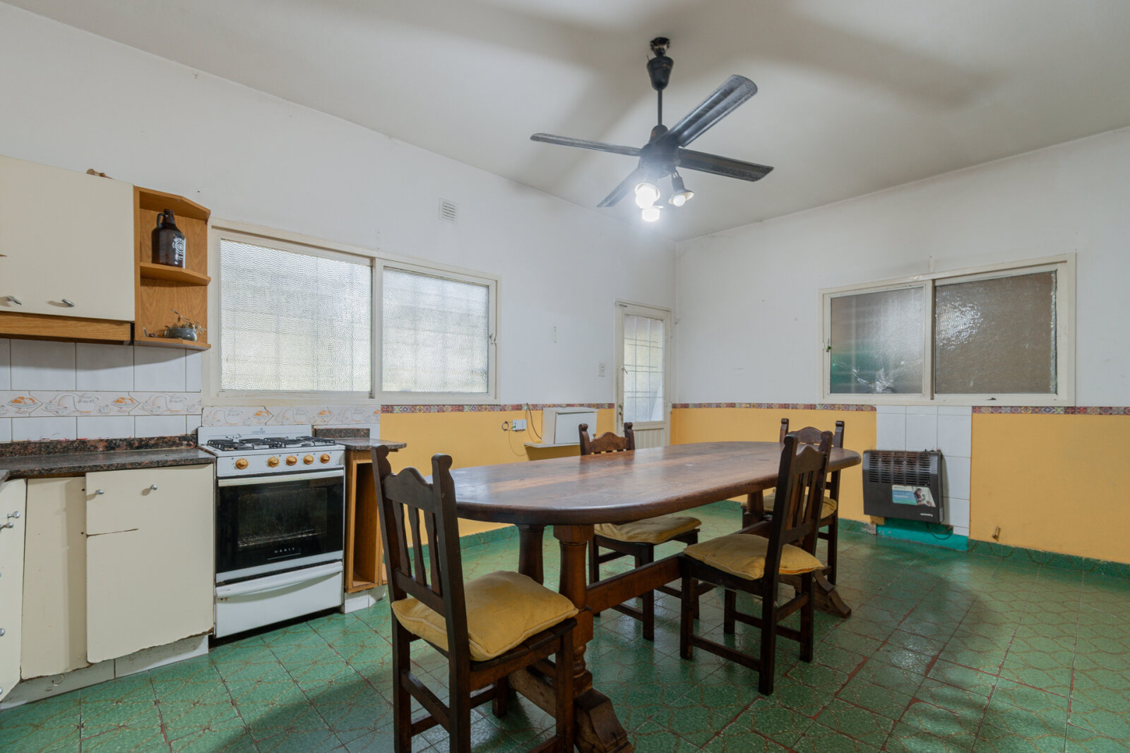 Casa de 5 ambientes con cochera y jardin apta crédito - 5