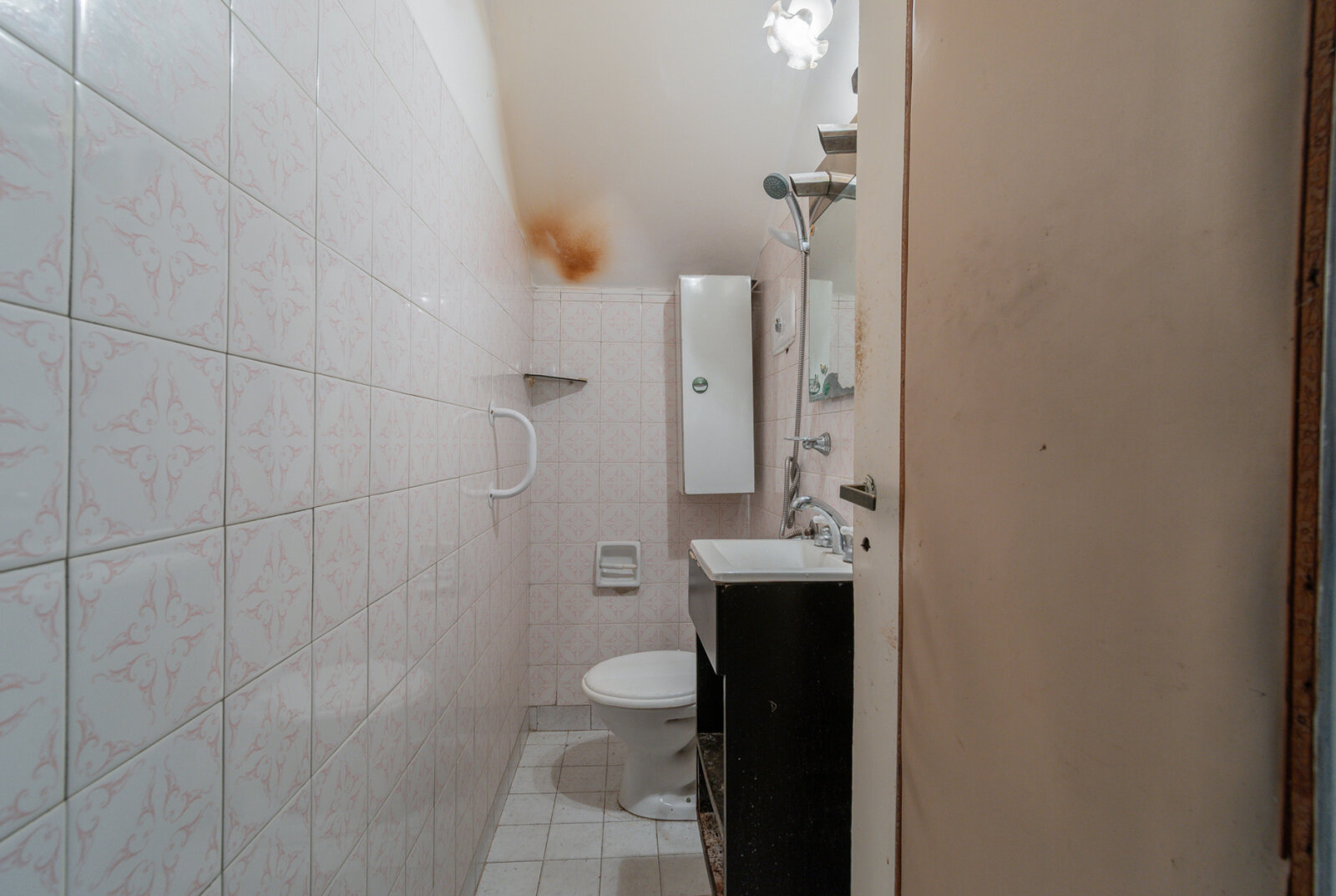 Casa de 5 ambientes con cochera y jardin apta crédito - 10