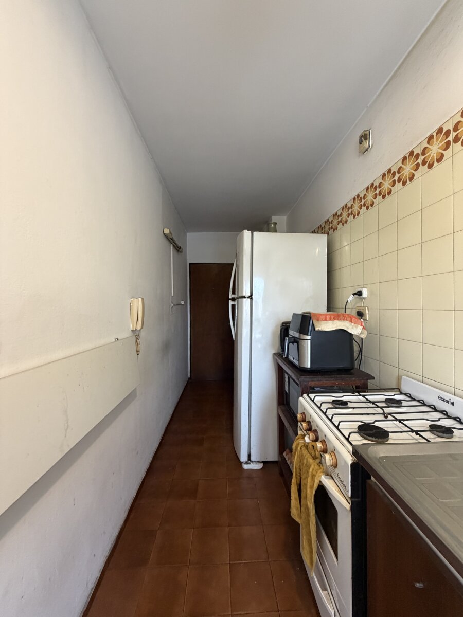 Departamento en Guemes de 2 dormitorios - Imagen 3
