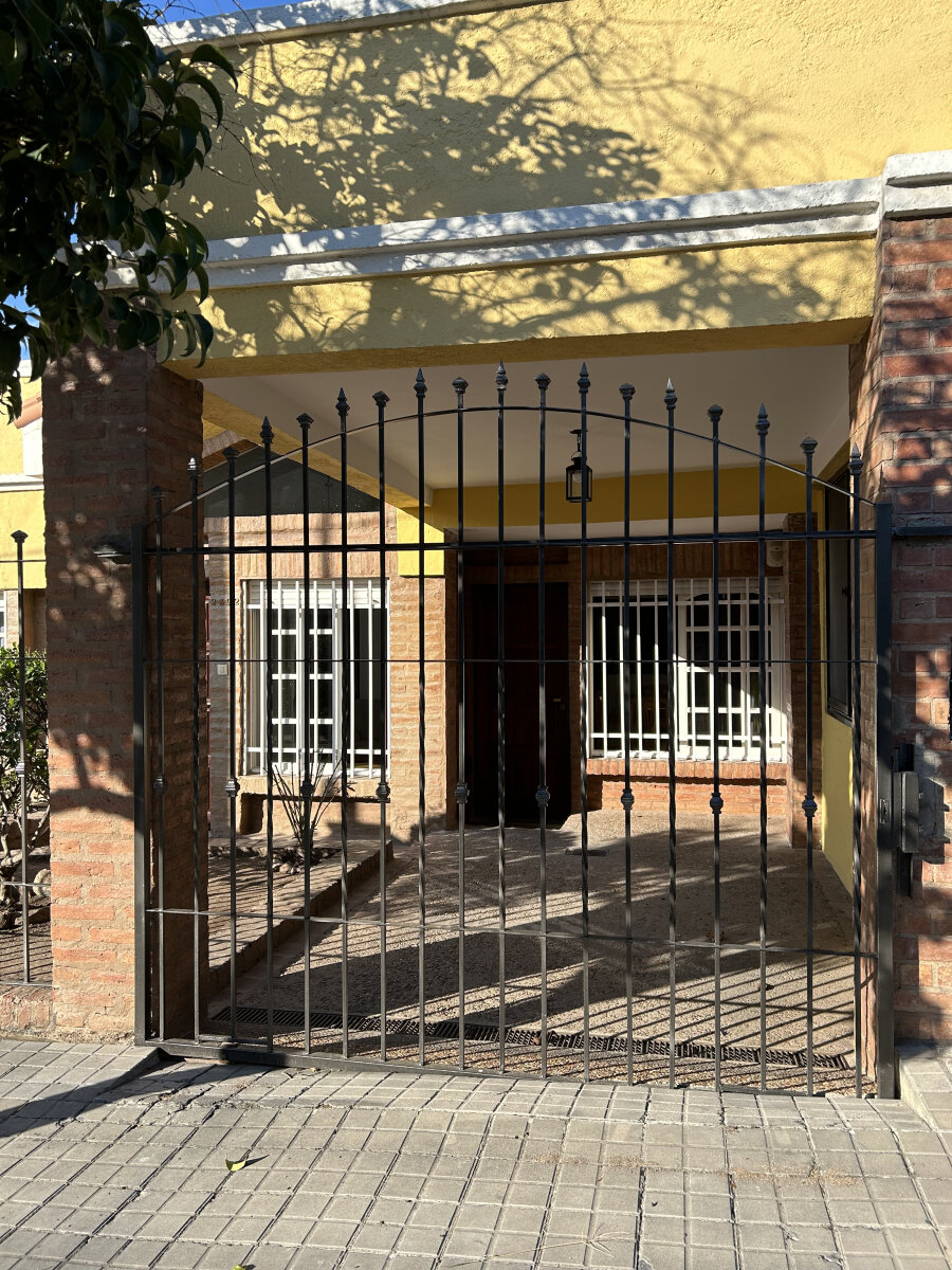 Alquiler Casa en Barrio Parque Chacabuco - Imagen 2