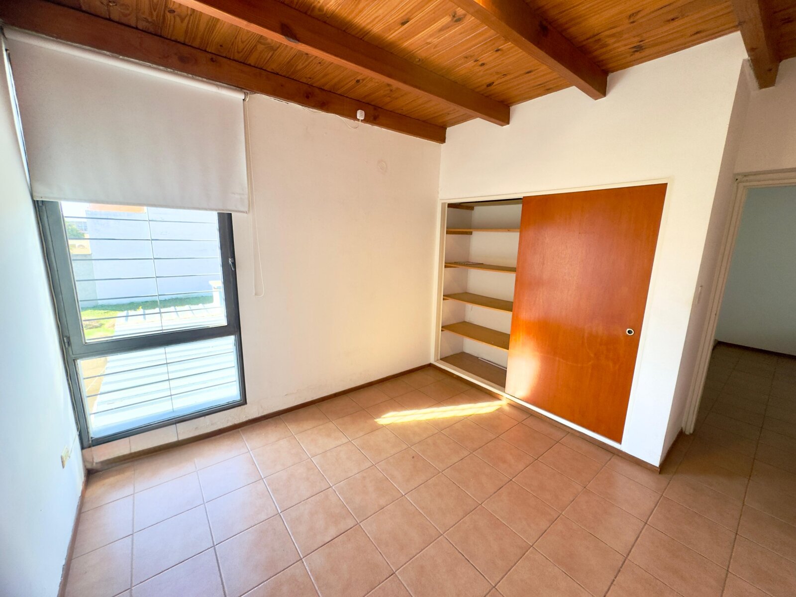 HERMOSO DÚPLEX EN ALQUILER 3 DORM B° POETA LUGONES - Imagen 13