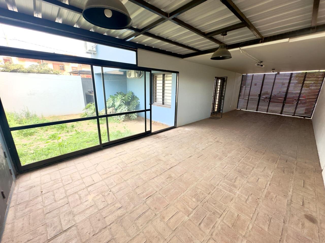HERMOSO DÚPLEX EN ALQUILER 3 DORM B° POETA LUGONES - Imagen 10