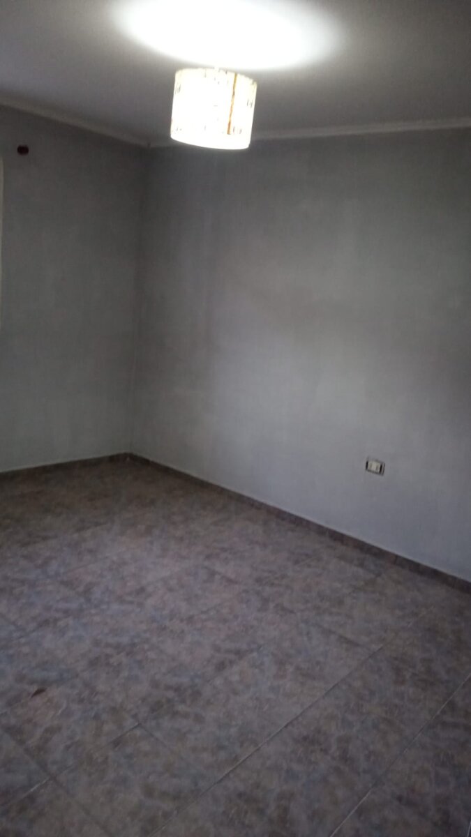 VENTA CASA DE 2 DORMITORIOS - BARRIO COMERCIAL - Imagen 6