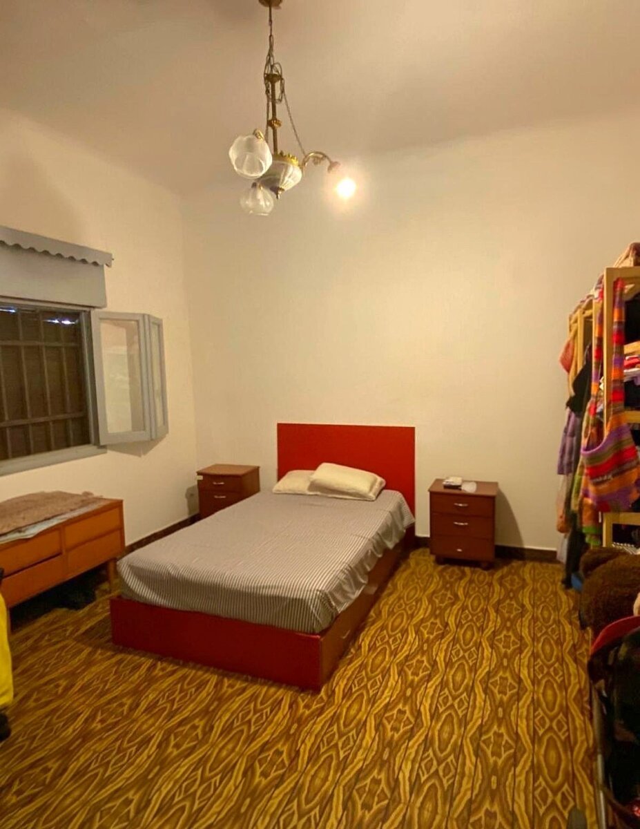 Casa en esquina, 2 Dormitorios, Cochera Doble, Patio y Terraza. - 3