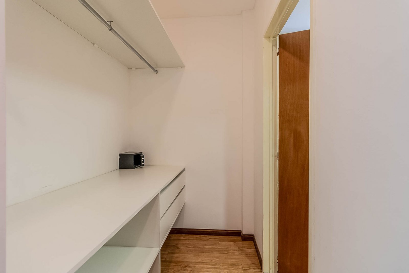 SEMIPISO 3 ambientes. Suite. Balcón amplio. Palermo Hollywood. Apto crédito. Apto profesional. Bajas Expensas - 24
