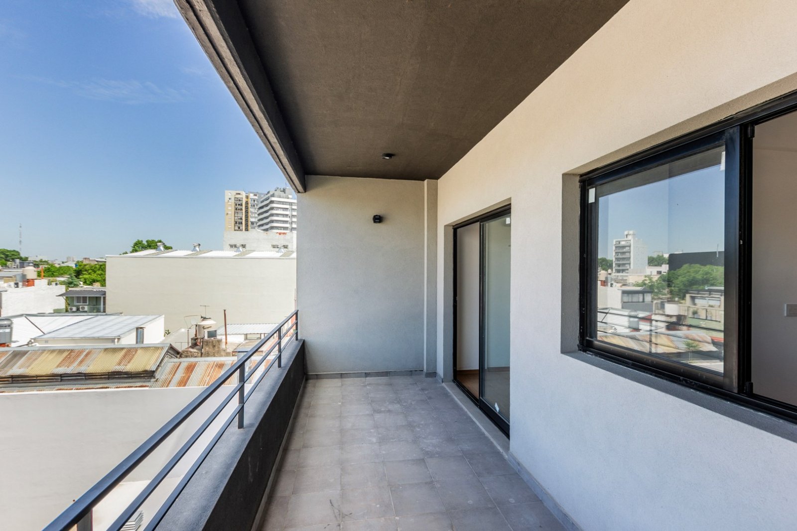 Venta. Apto Profesional. Apto crédito. Departamento 2 ambientes. Frente. Balcon Terraza. COCHERA. Villa Ortúzar - 5