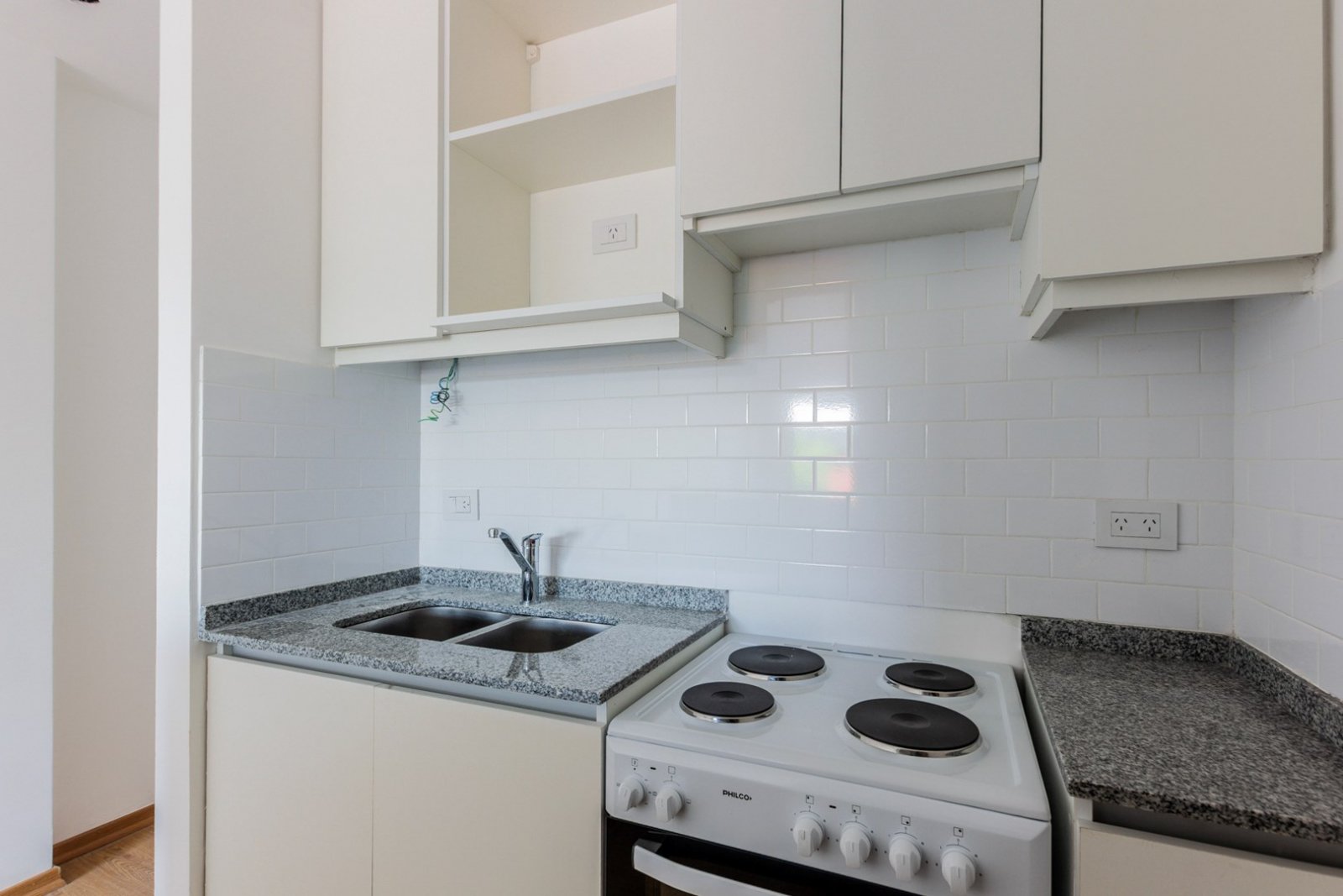 Venta. Apto Profesional. Apto crédito. Departamento 2 ambientes. Frente. Balcon Terraza. COCHERA. Villa Ortúzar - 16