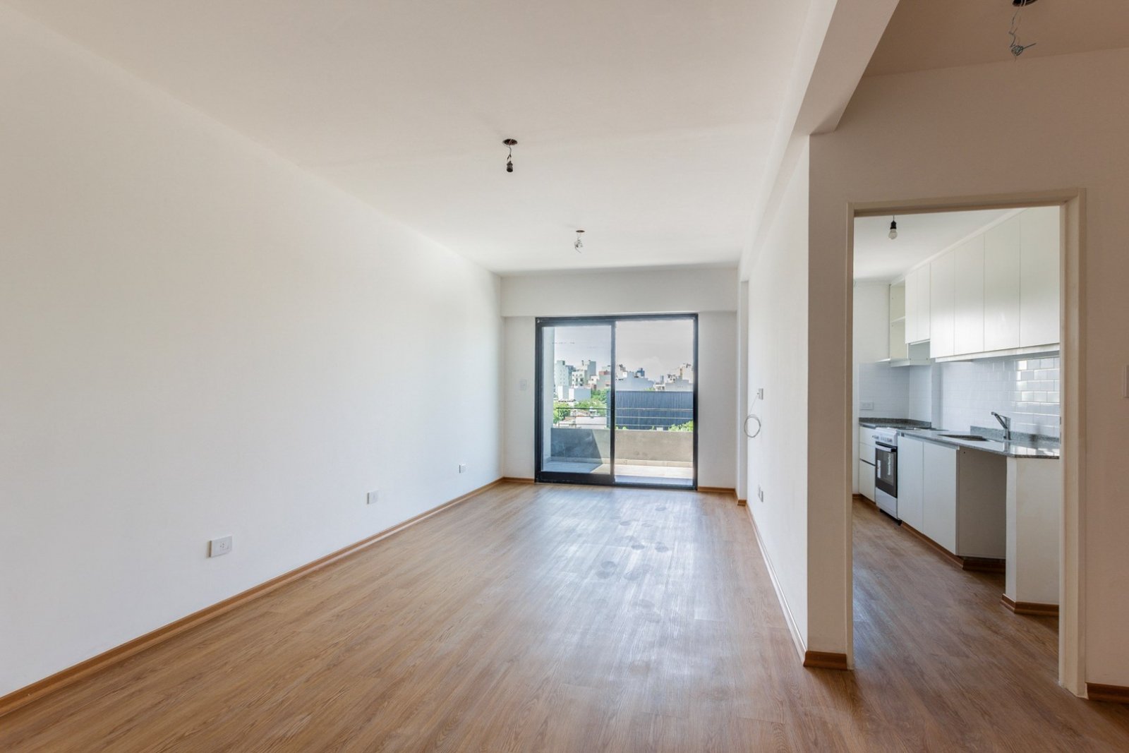 VENTA. A ESTRENAR. Apto crédito. APTO PROFESIONAL. 3 AMBIENTES. BALCÓN TERRAZA. COCHERA. VILLA URQUIZA - 2