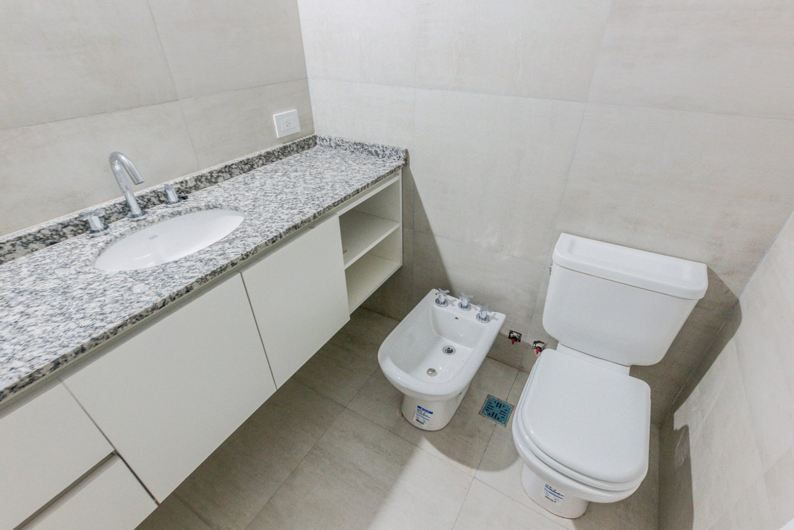 VENTA. A ESTRENAR. Apto crédito. APTO PROFESIONAL. 3 AMBIENTES. BALCÓN TERRAZA. COCHERA. VILLA URQUIZA - 27