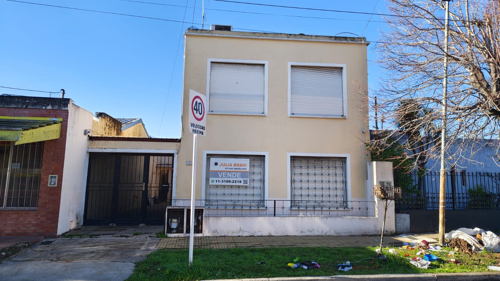 Venta Ph 2 ambientes a refaccionar en Moron - 11