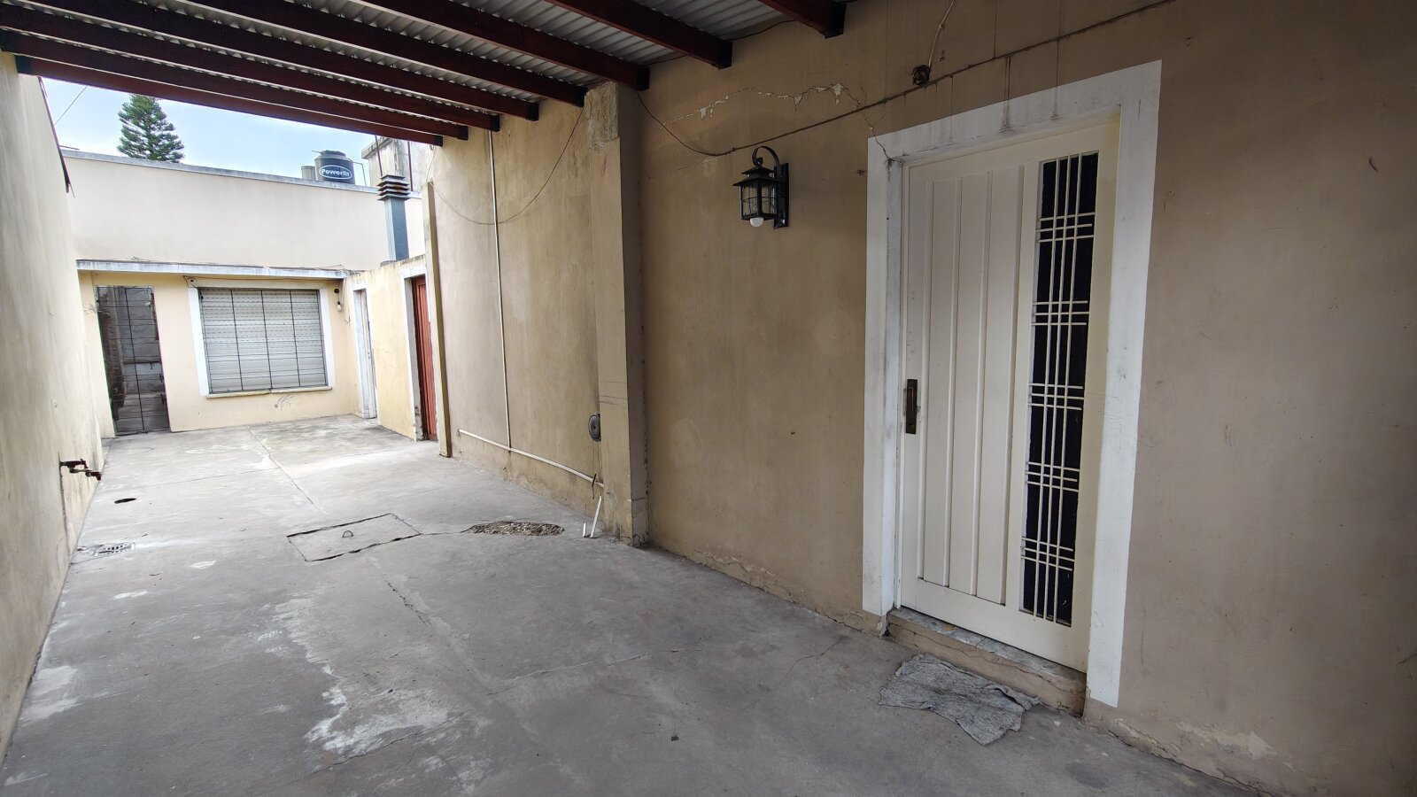 Venta Ph 2 ambientes a refaccionar en Moron - 1