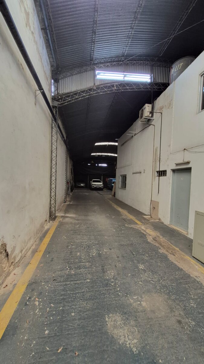 ALQUILER GALPÓN | 500 m² | C/OFICINAS B° PUEYRREDON - Imagen 2