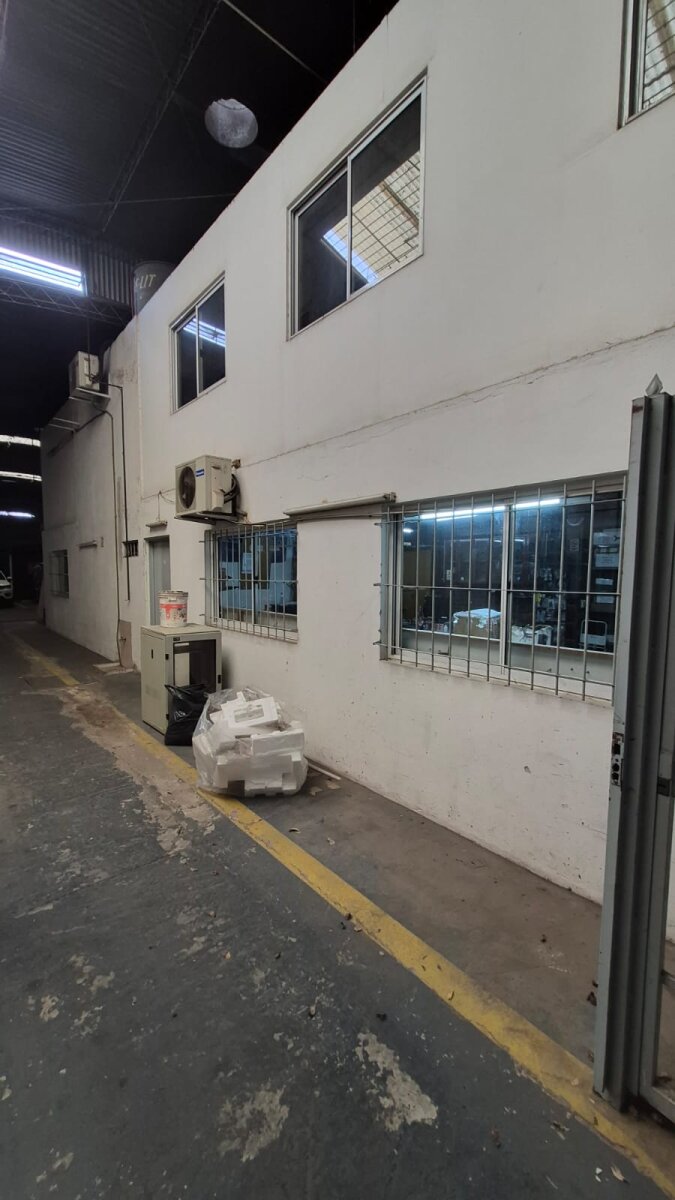 ALQUILER GALPÓN | 500 m² | C/OFICINAS B° PUEYRREDON - Imagen 4