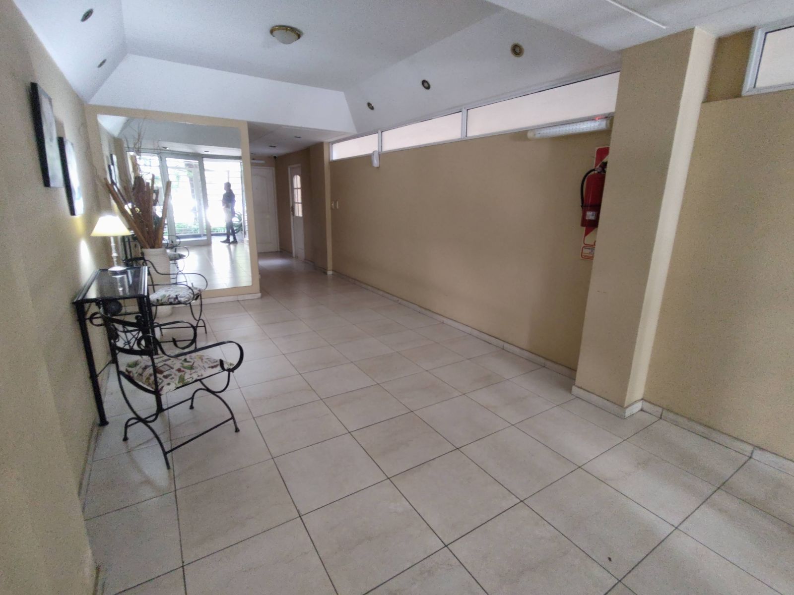 Venta!! Departamento 2 ambientes con balcon en Morón - 3