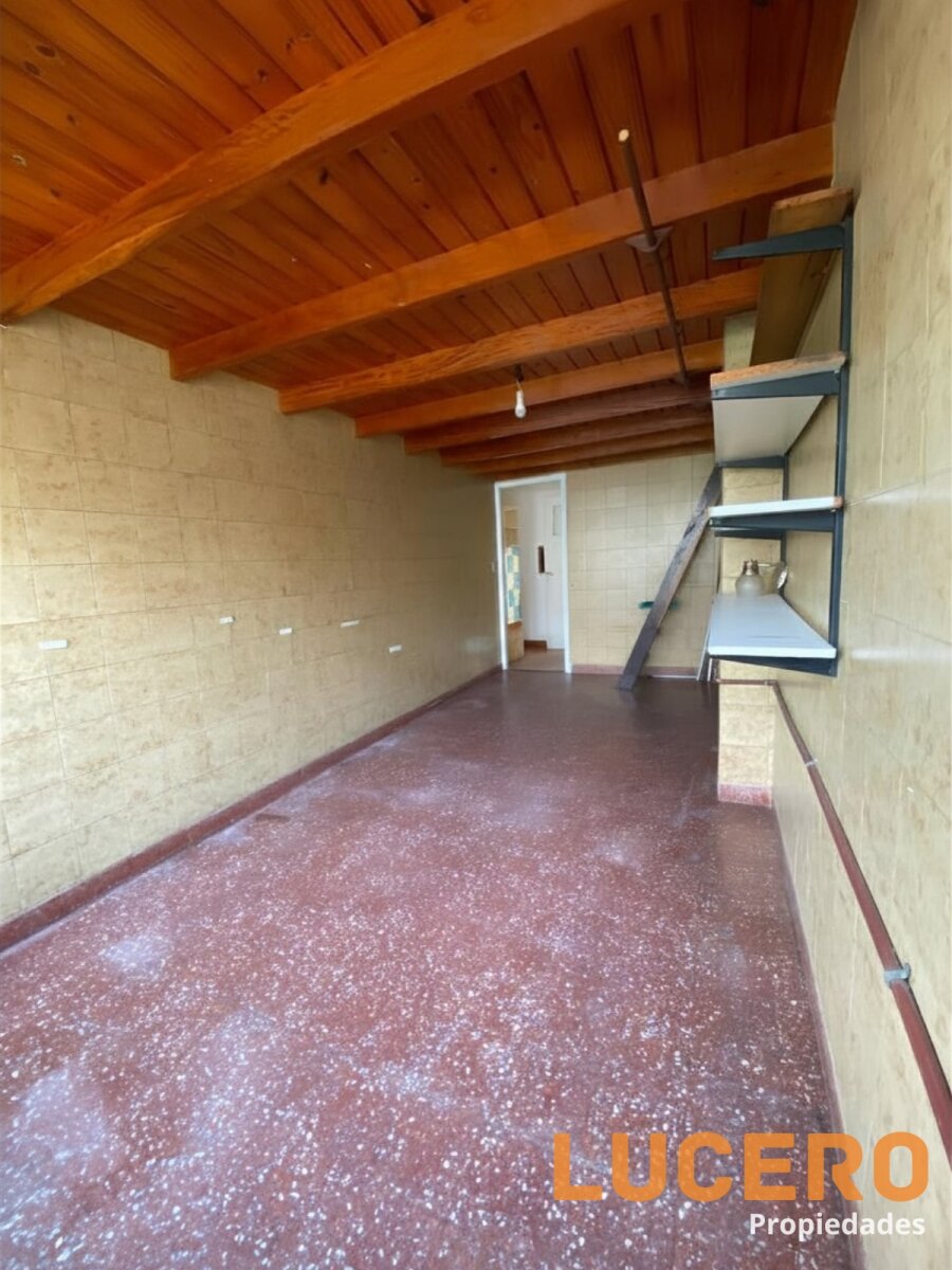 PH 3 ambientes con patio y cochera en Morón Sur - 14