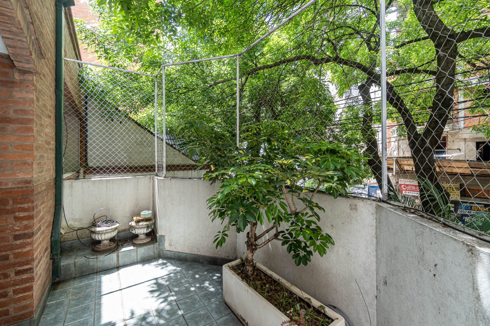 Casa - A m Parque Centenario - Jardín - Cochera - 19