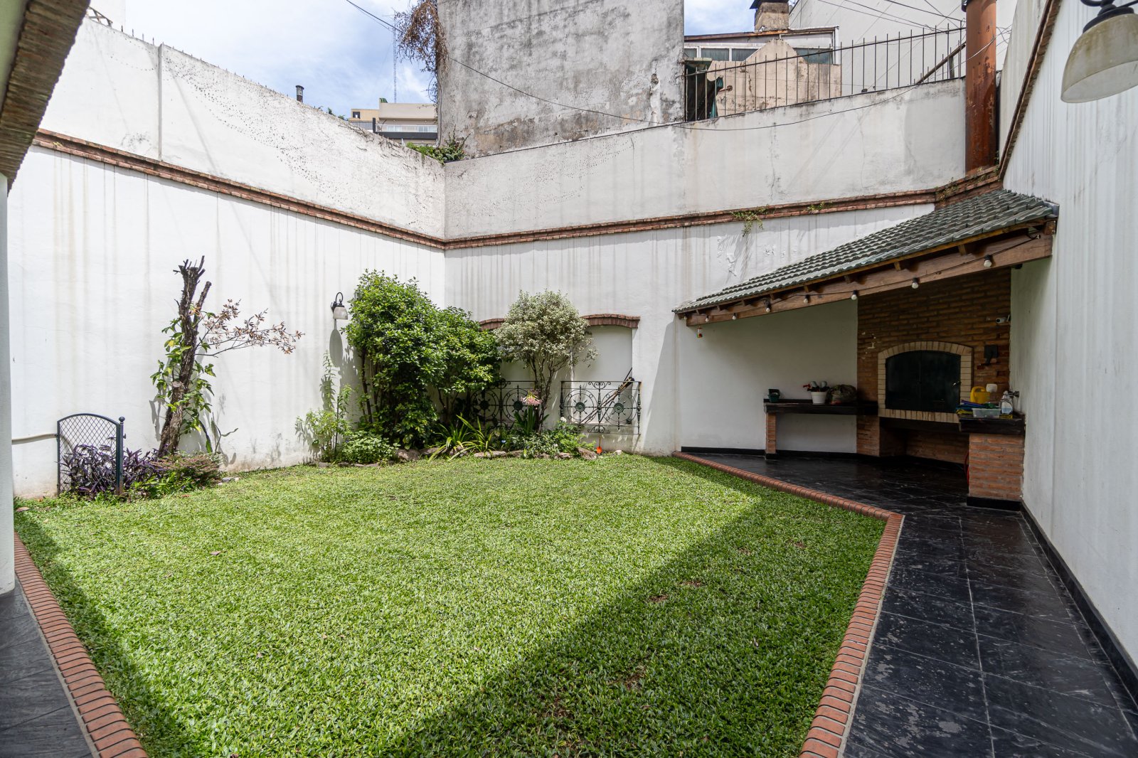 Casa - A m Parque Centenario - Jardín - Cochera - 7