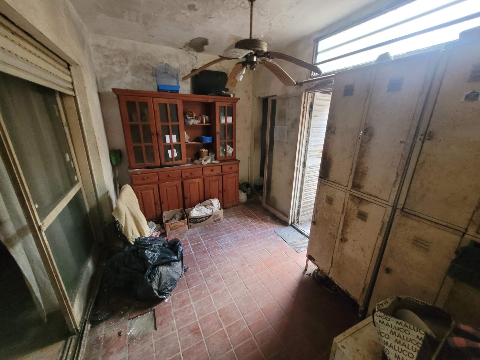 Casa a reciclar en B° Ludueña - Imagen 9