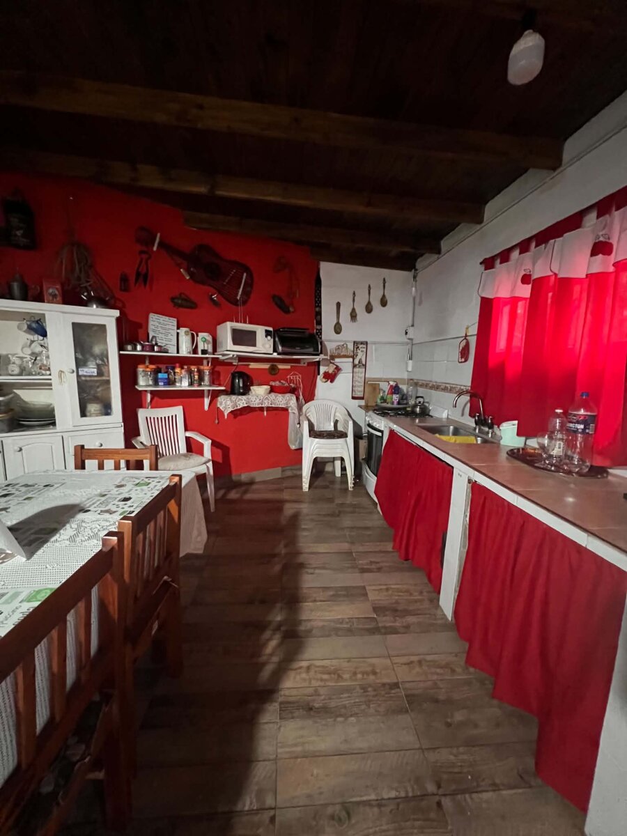 Monoambiente ubicado en Barrio Montemar - Esquina Las Vidctorias y Los Trodos - 5