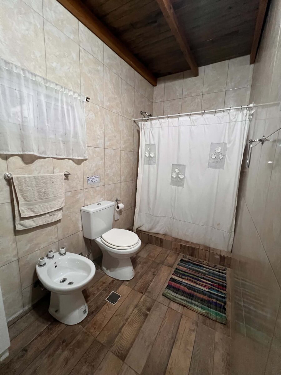 Monoambiente ubicado en Barrio Montemar - Esquina Las Vidctorias y Los Trodos - 11
