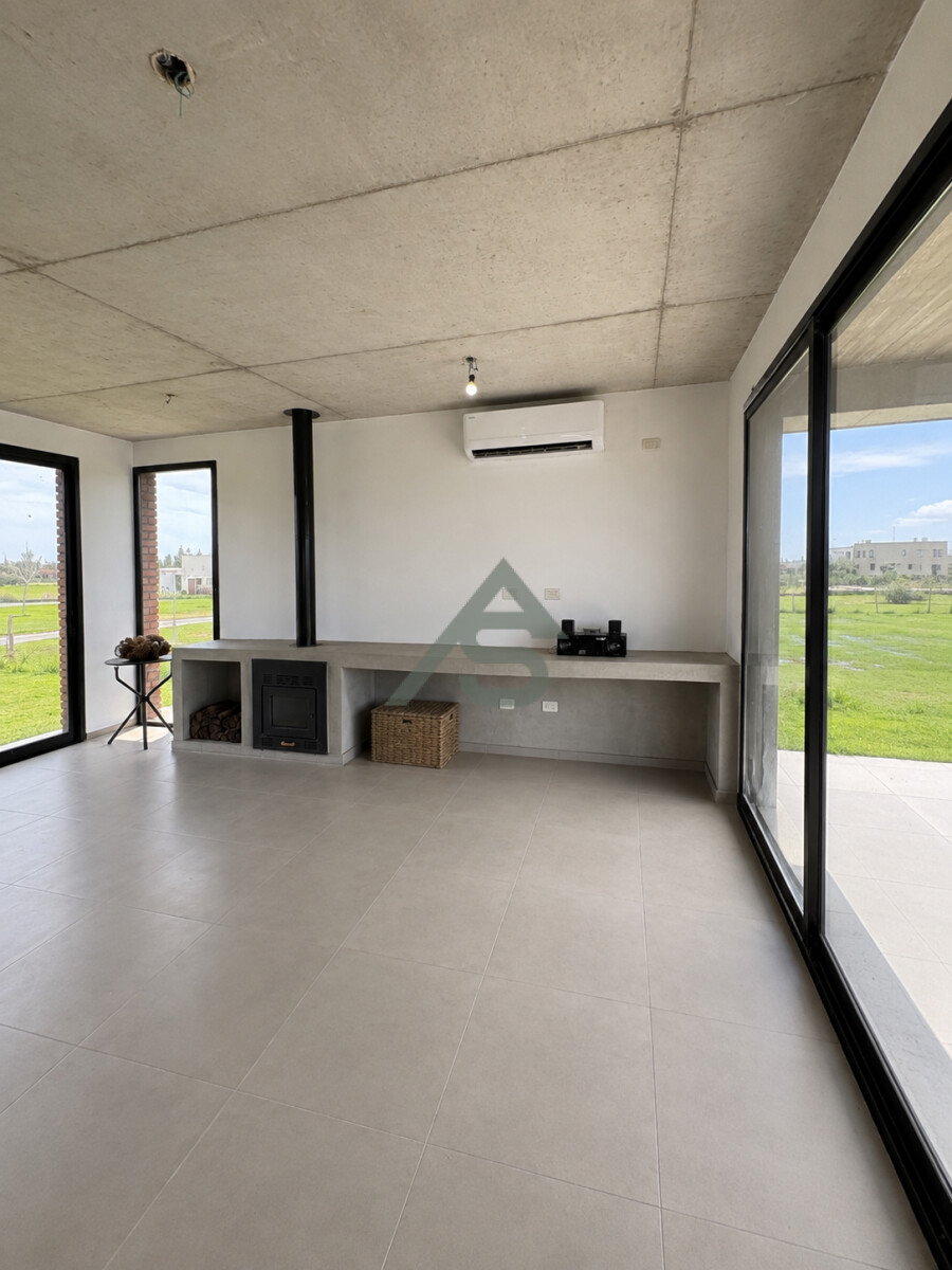 EL NAUDIR | CASA 4 AMBIENTES + PILETA | LISTA PARA DISFRUTAR - 9