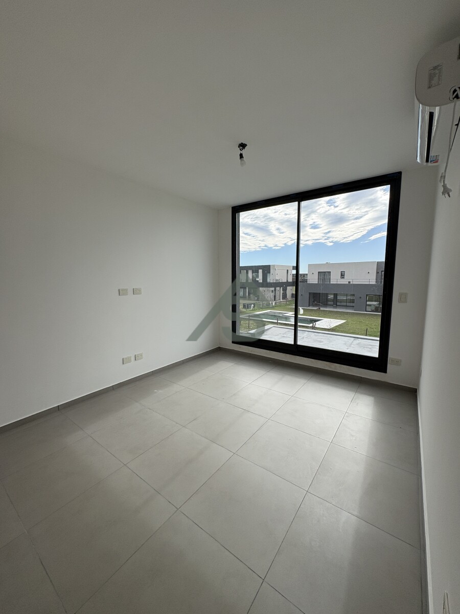 EL NAUDIR | CASA 4 AMBIENTES + PILETA | LISTA PARA DISFRUTAR - 13