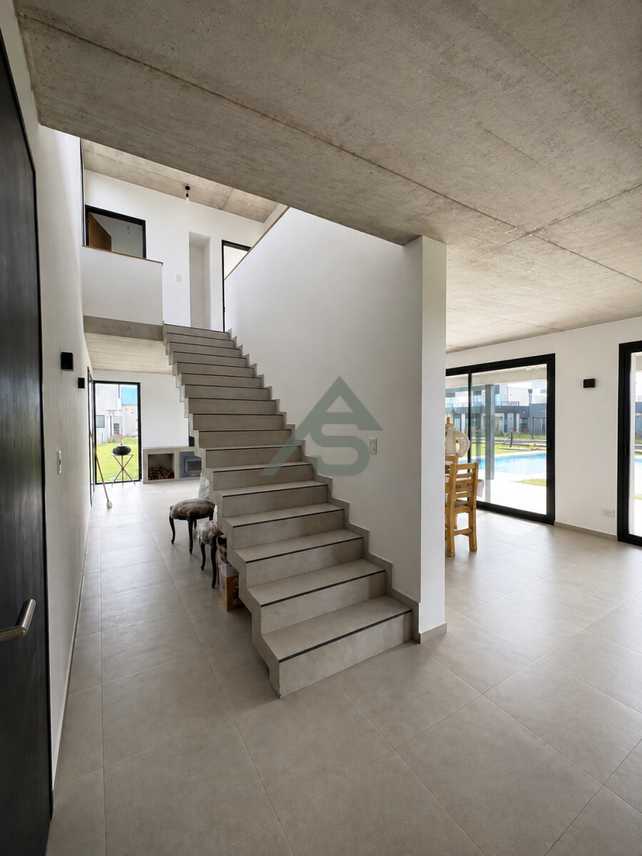 EL NAUDIR | CASA 4 AMBIENTES + PILETA | LISTA PARA DISFRUTAR - 2