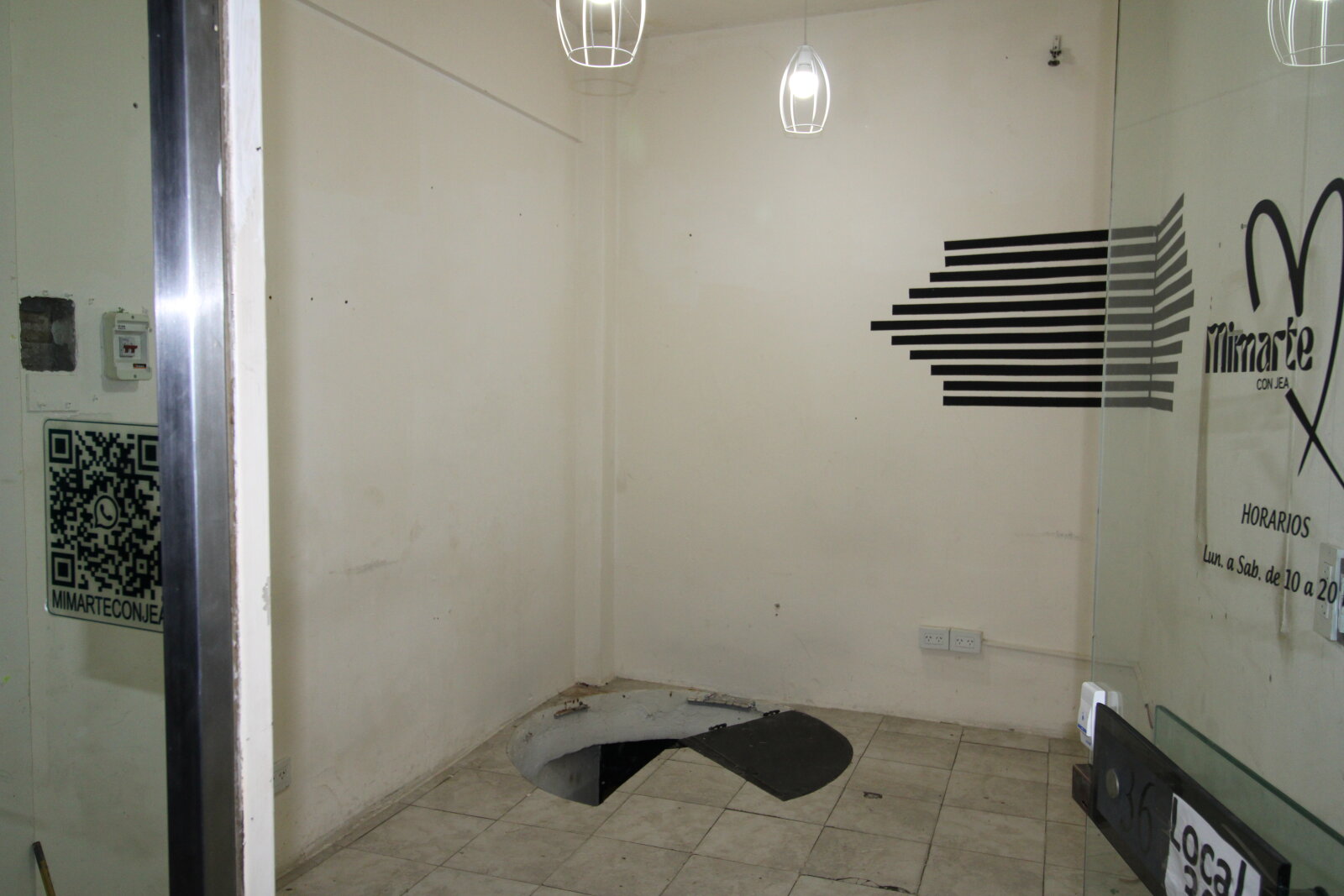 Alquiler Local en galería - PB y Sótano - 20m² - Retiro - 6