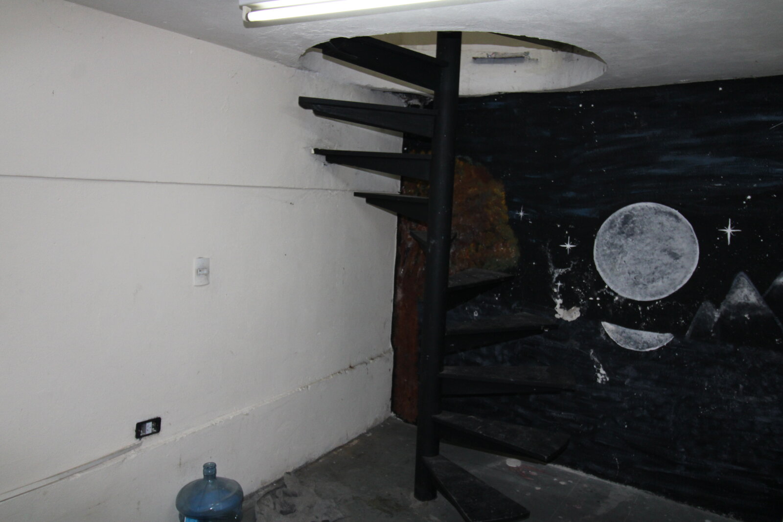 Alquiler Local en galería - PB y Sótano - 20m² - Retiro - 10