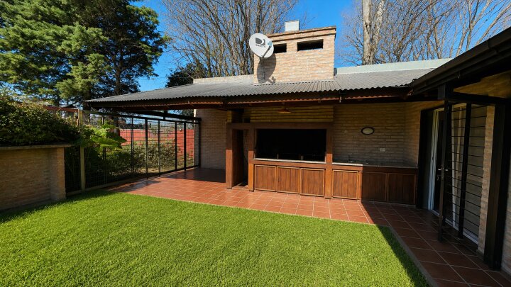 Casas - Ibarlucea - Venta