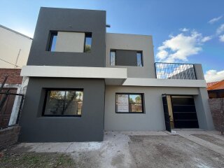 Casas - Funes - Venta