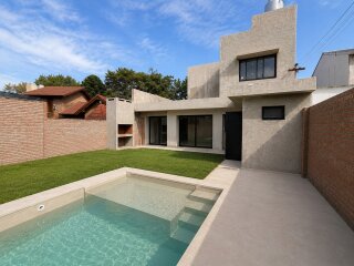 Casas - Funes - Venta