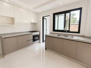 Casas - Funes - Venta