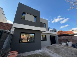 Casas - Funes - Venta
