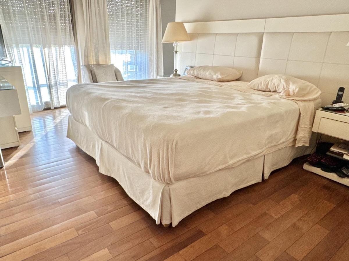 PALERMO - BOULEVARD CHARCAS - PISO - 4 AMB. C/COCHERA - IMPERDIBLE! - 22