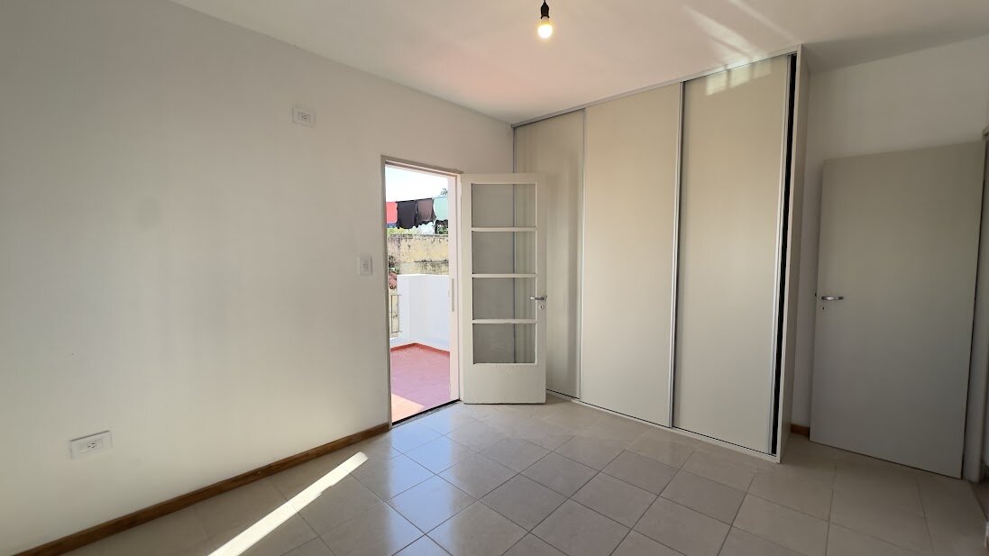 Casa en venta en Alberdi con cochera y patio | Apta crédito - 9