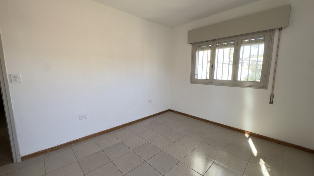 Casa en venta en Alberdi con cochera y patio | Apta crédito - 10
