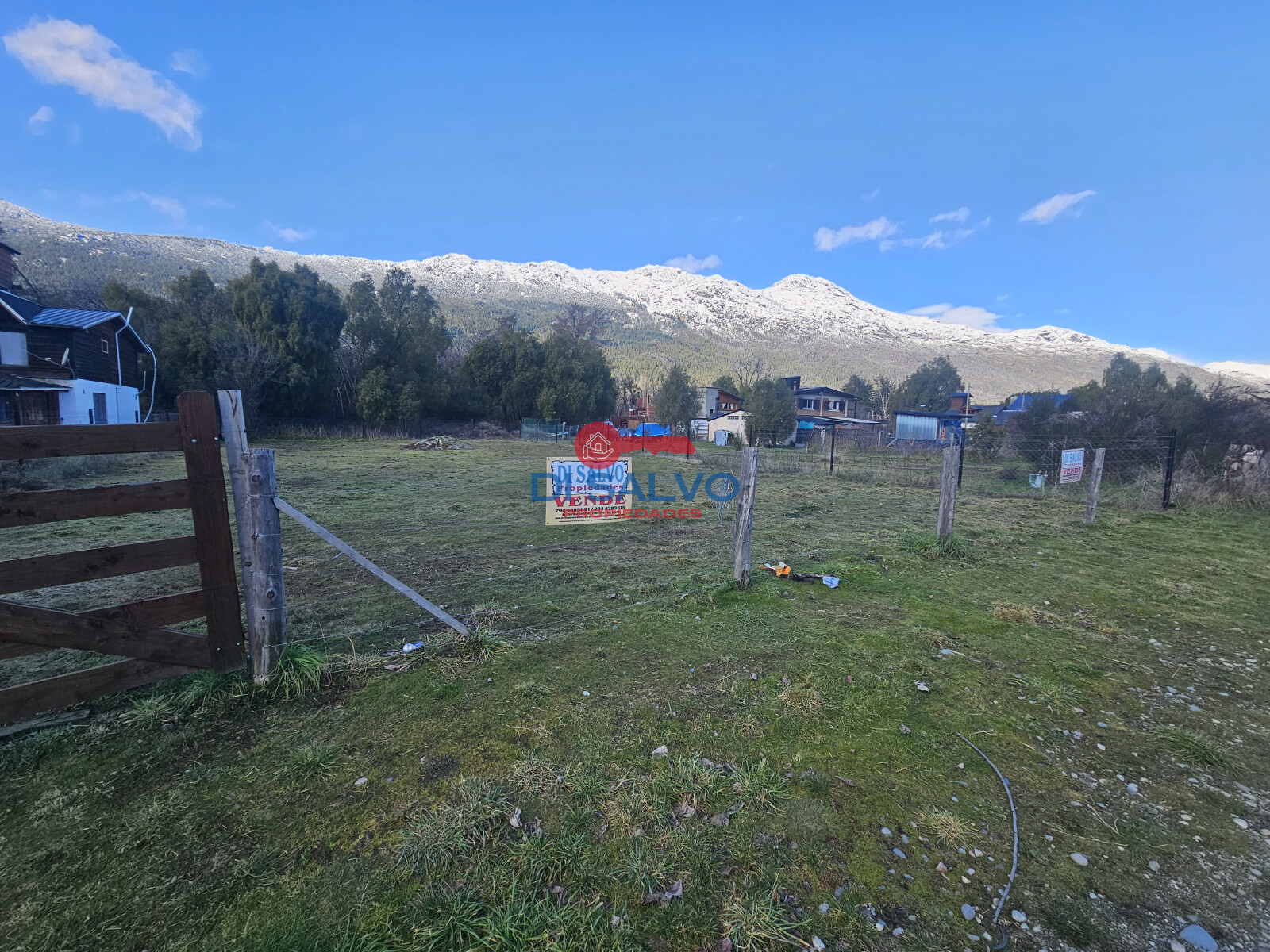 Lote en venta Lago Puelo sobre ruta 16 - 3