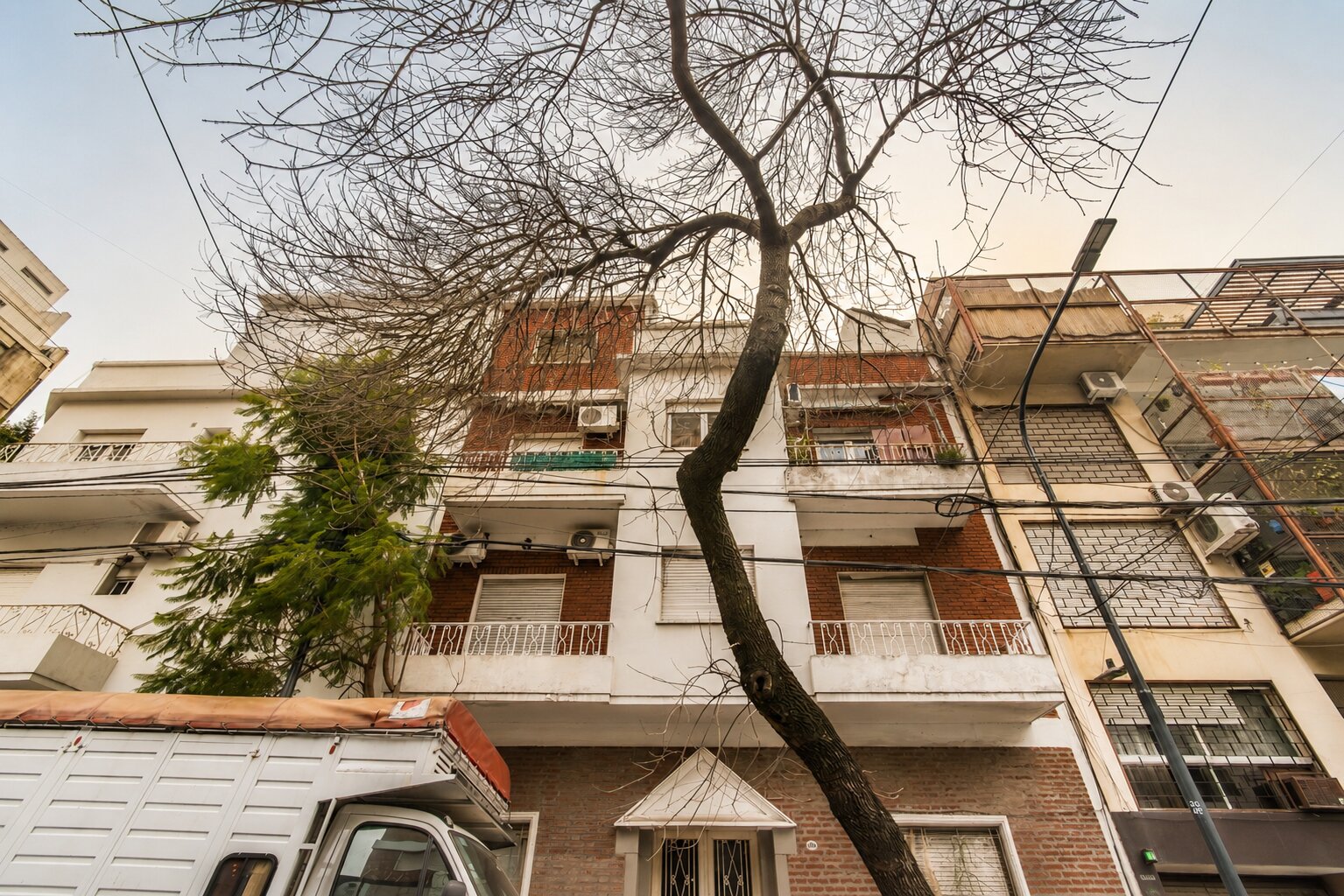 VENTA DE DEPARTAMENTO 3 AMBIENTES C/BALCÓN AL FRENTE EN BELGRANO - 12