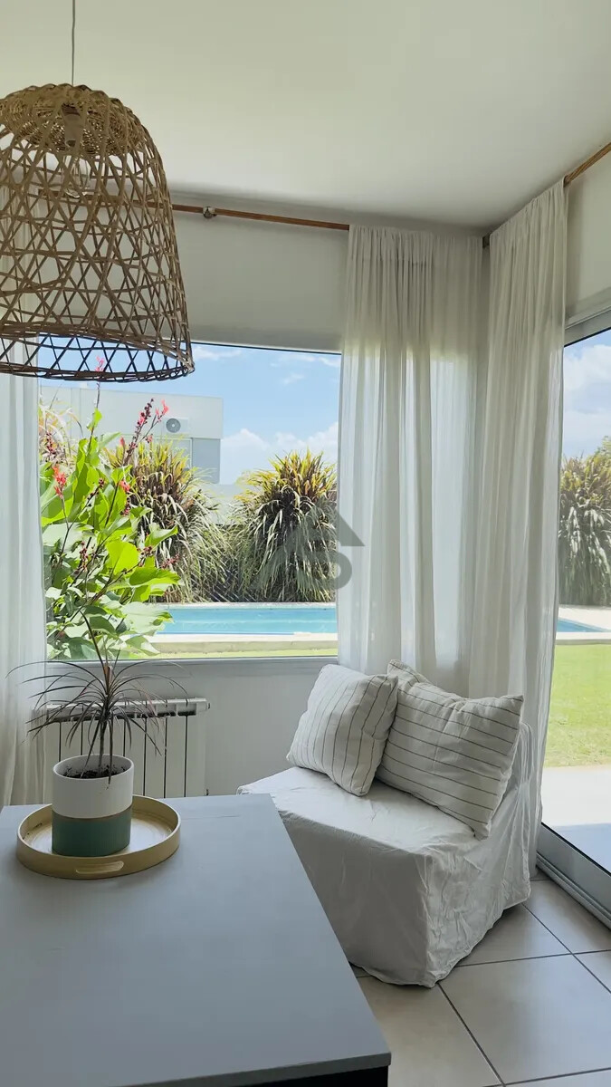 Casa en Pilar del Este | Apta Crédito | Lista para Mudarse - 10