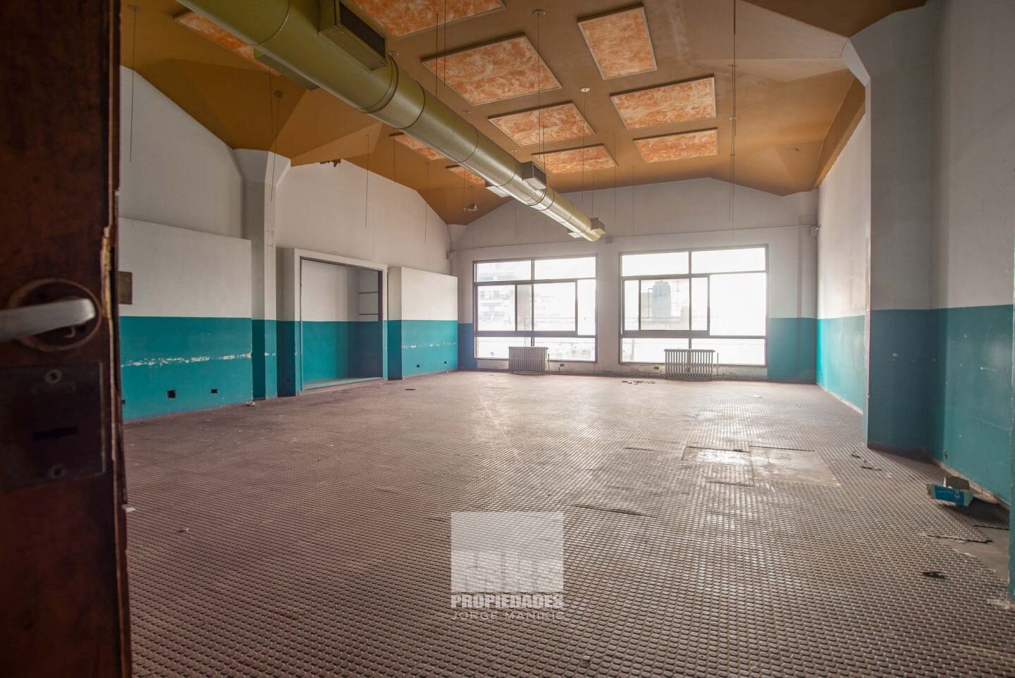 LOTE EN VENTA 1275M2 AV. MONTES DE OCA 1120 BARRACAS - 19