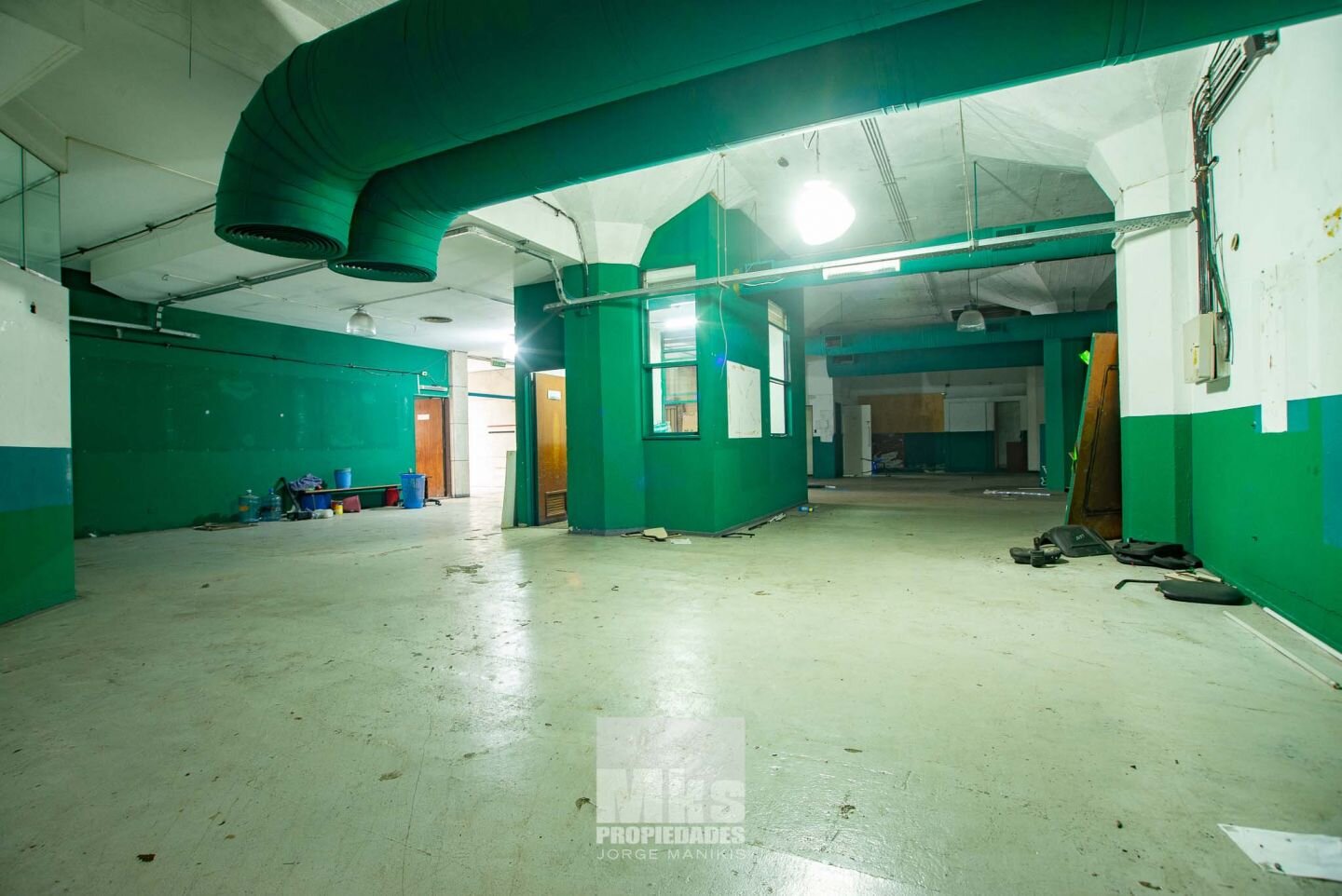 LOTE EN VENTA 1275M2 AV. MONTES DE OCA 1120 BARRACAS - 4