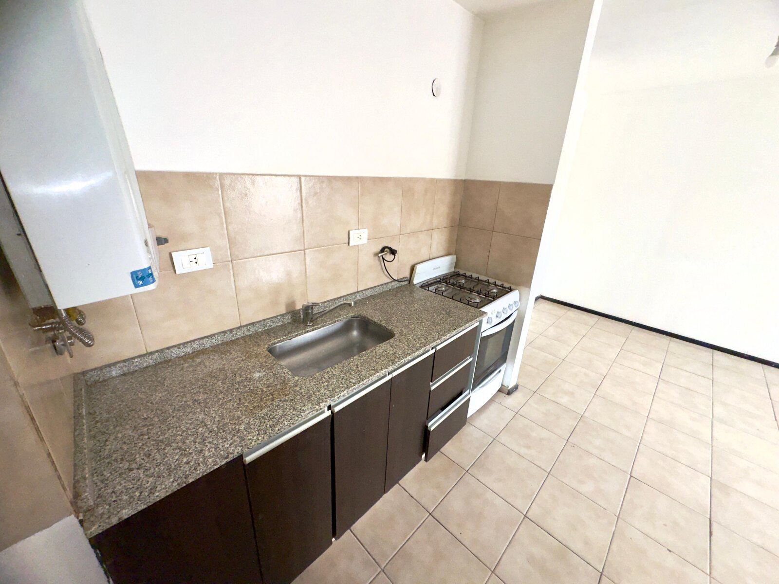 DEPTO EN VENTA 1 DORM BALCON  ESCRITURA LUMINOSO ALTO ALBERDI - Imagen 7