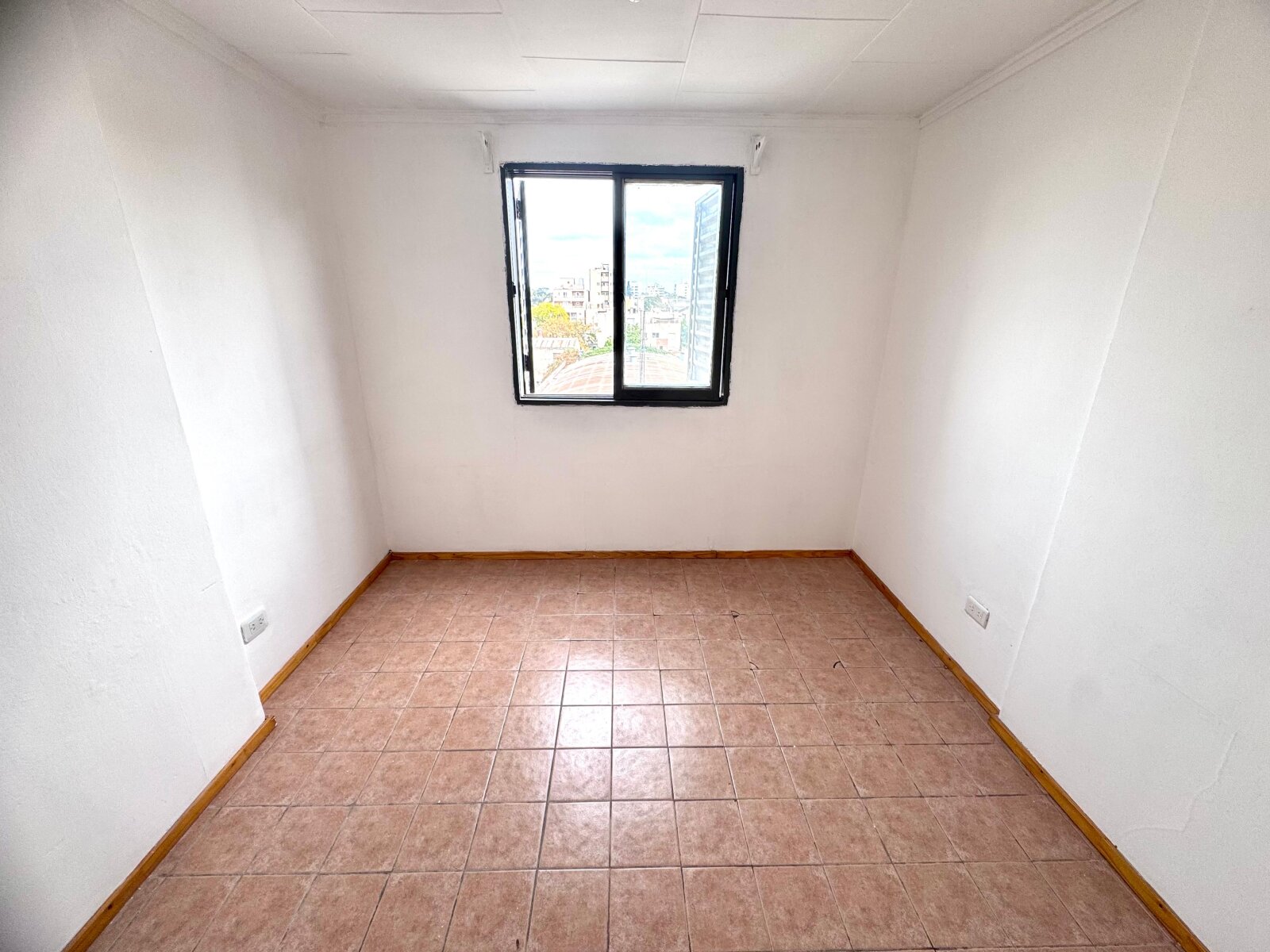 DEPTO EN VENTA 1 DORM ALBERDI P/ RECICLAR ESCRITURA OPORTUNIDAD - Imagen 9