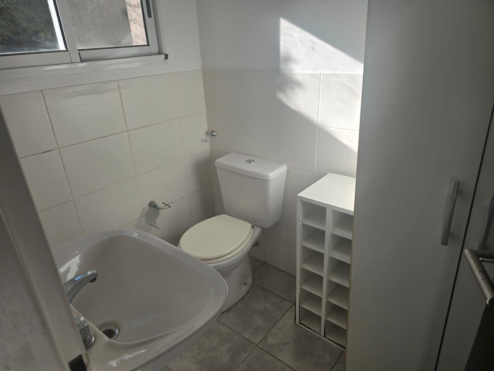 Casa 3 dormitorios con cochera - Barrio Privado Campos de Esther - 11