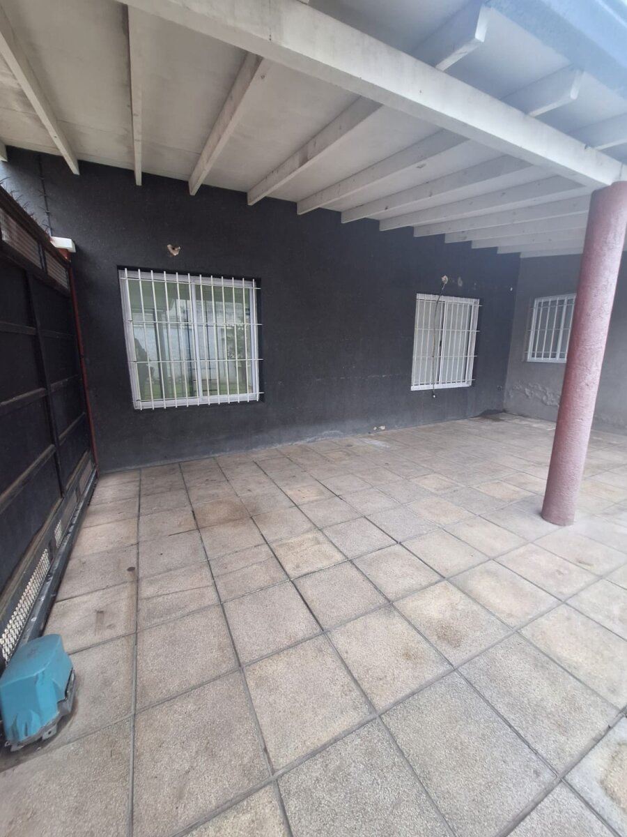 ALQUILER CASA 4 AMB. C/COCHERA ITUZAINGÓ - 19